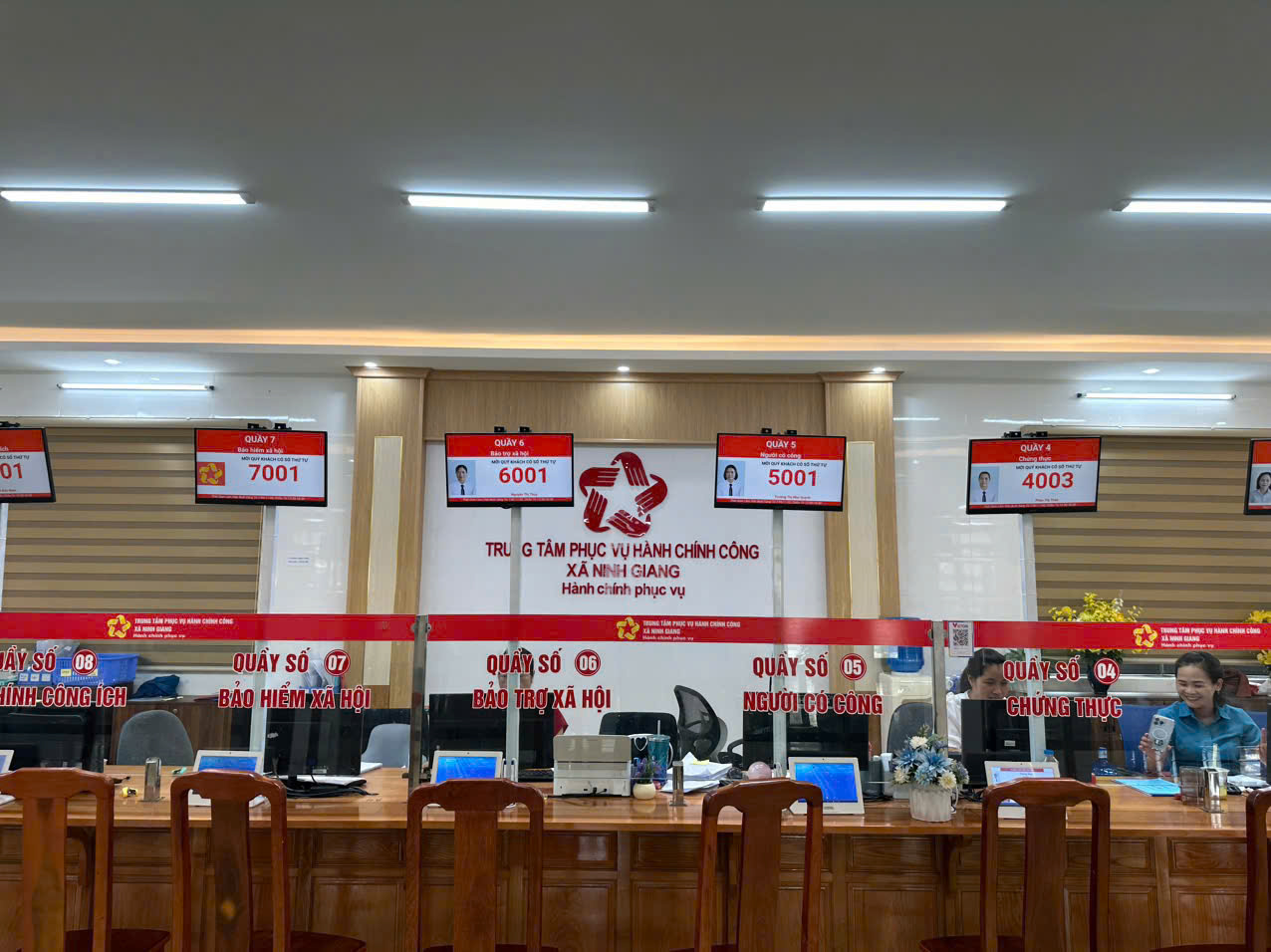 Khu chuẩn bị để Làm Thủ Tục Hành Chính