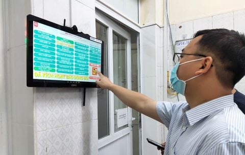 Hệ thống báo động đỏ y tế ComQ – giao diện
